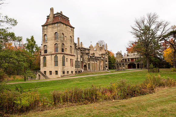 Fonthill Castle