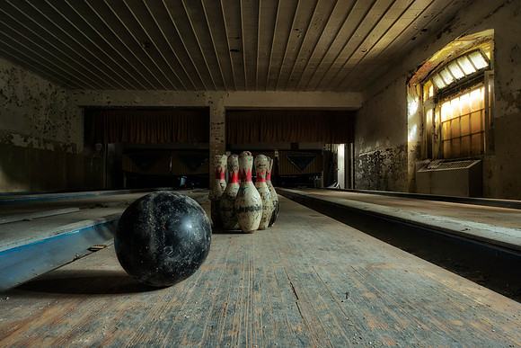 Bowling Alley